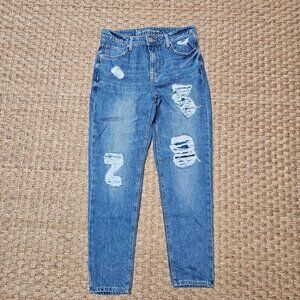 No Boundaries High Rise Mom Jeans